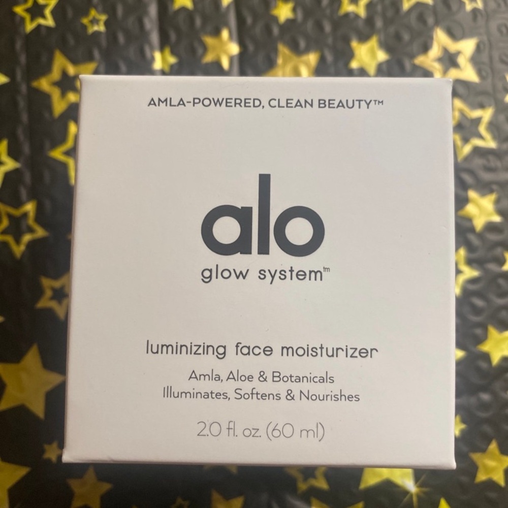 Alo Yoga Glow System Luminizing Face Moisturizer new